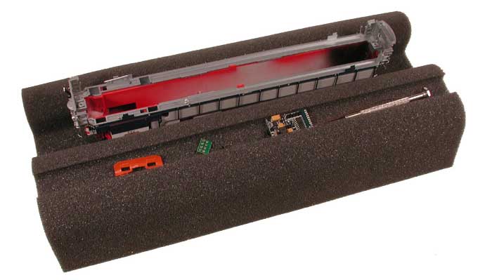 Foam Locomotive Cradle - HO 3 Foam Locomotive Cradle - HO